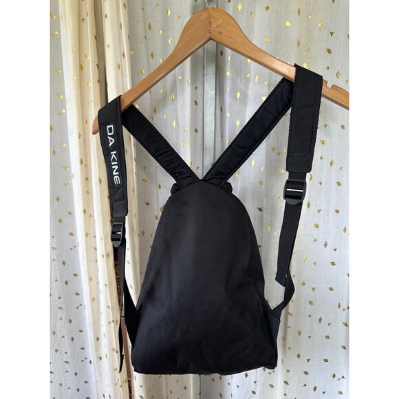 DaKine Men's Cosmo 6.5L Pack Dual Zipper Organized Mini Backpack - Picture 5 of 8